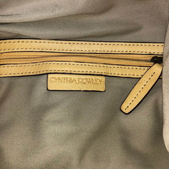 Cynthia Rowley butter yellow leather tote bag - Picture 7 of 8